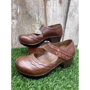 DANSKO Women's EU38 Leather Harlow Floral Mary Jane Clogs
